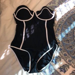 NWT body glove strapless one piece bathing suit